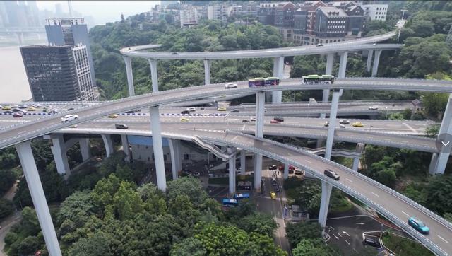 重庆的苏家坝立交桥:人文与交通的完美融合 重庆南岸苏家坝立交桥是