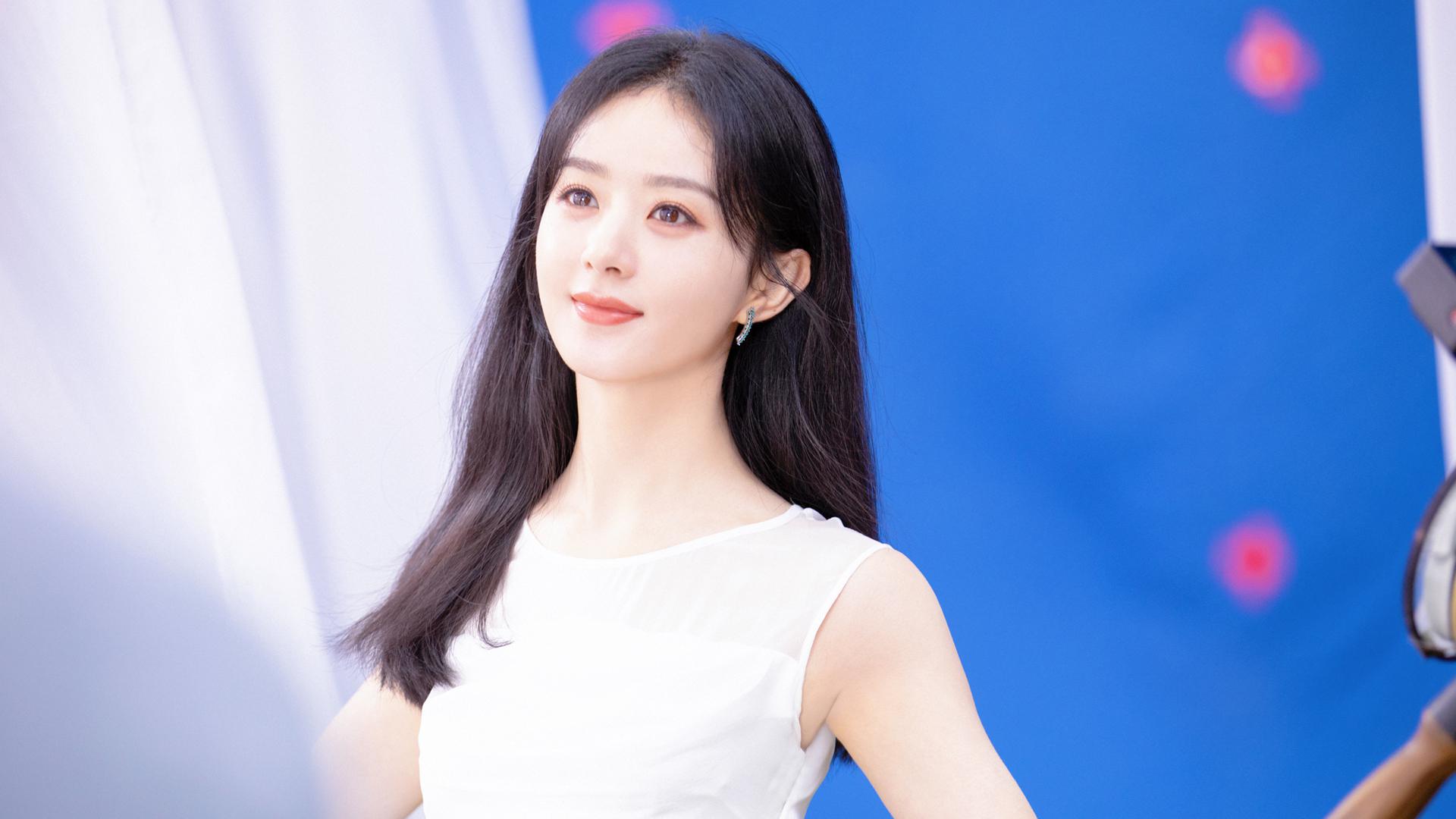 娱乐圈的冷暖人生:明星们的得与失 赵丽颖和林更新主演的《与凤行》