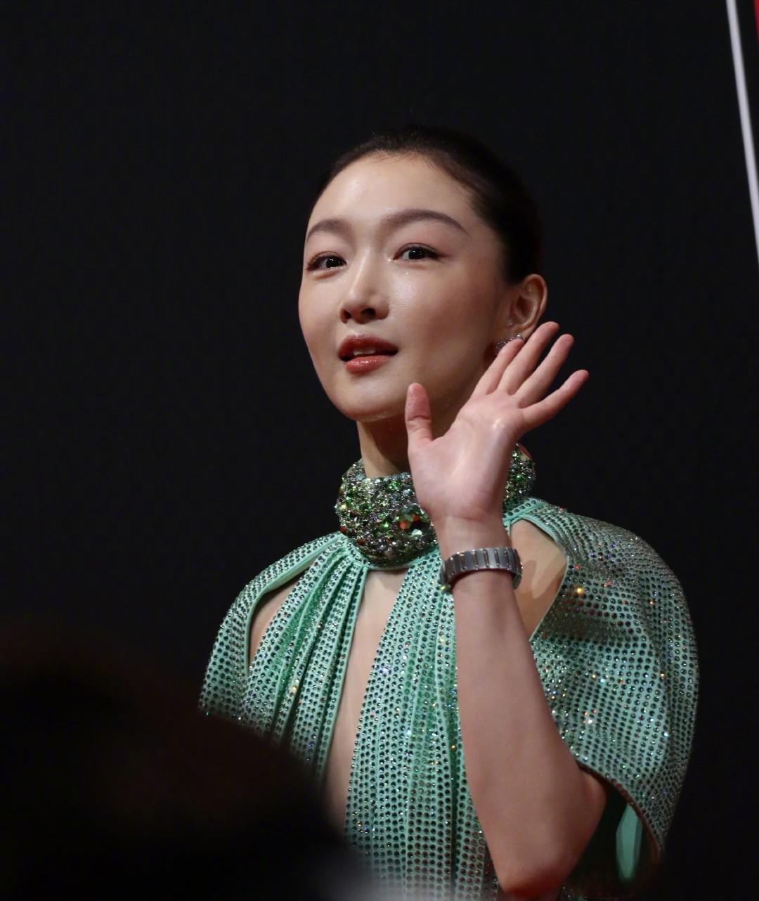 马伊琍袁泉时尚大片:时尚与生活智慧的完美结合 马伊琍和袁泉的时尚