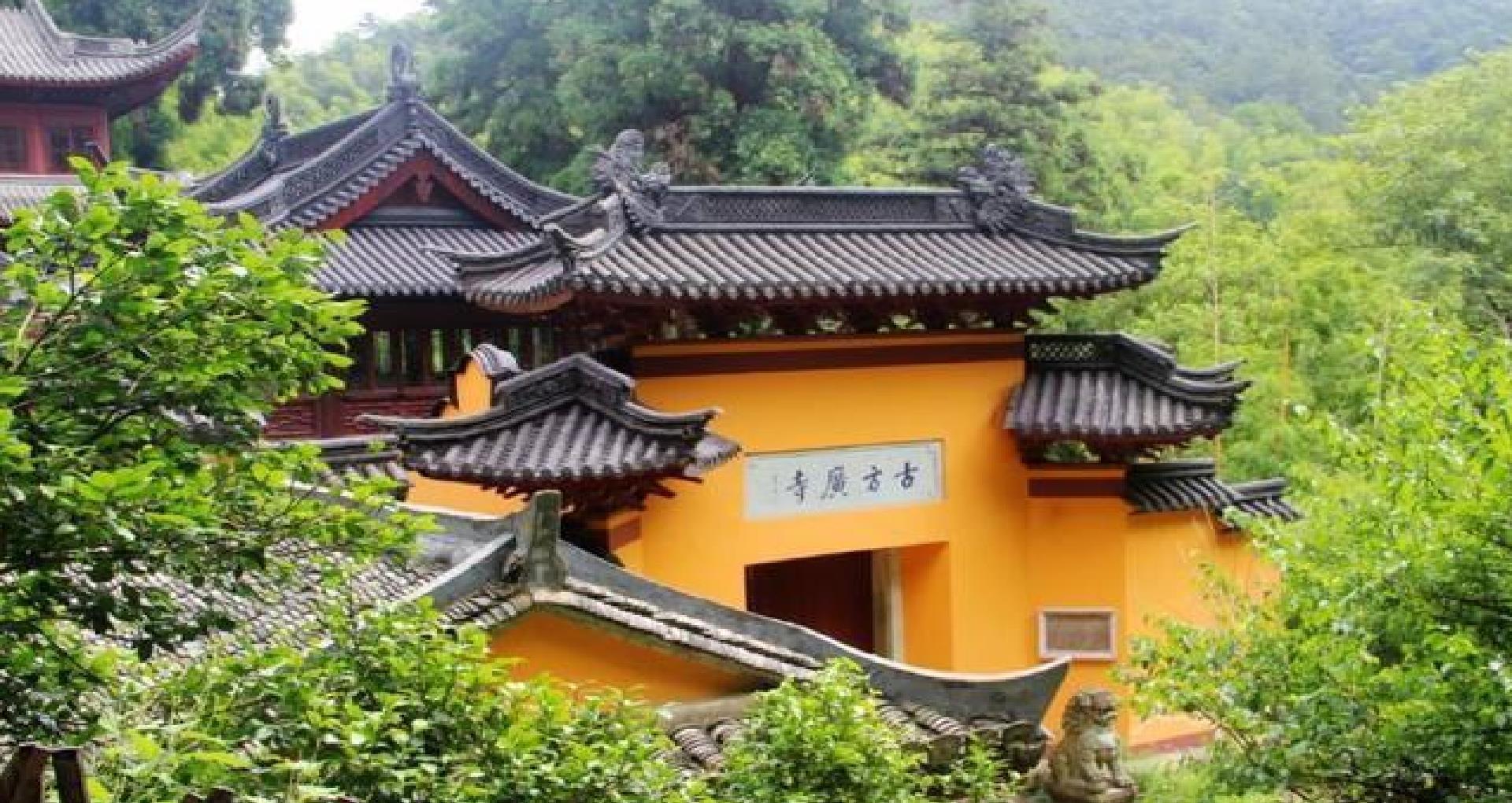 今天,我要给大家介绍一个零差评的景区——浙江的国清寺.