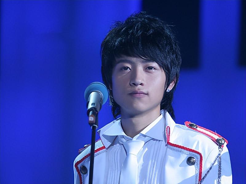 魏晨:从初代爱豆到实力派,背后的蜕变之路 春晚热播节目《上春山》将"