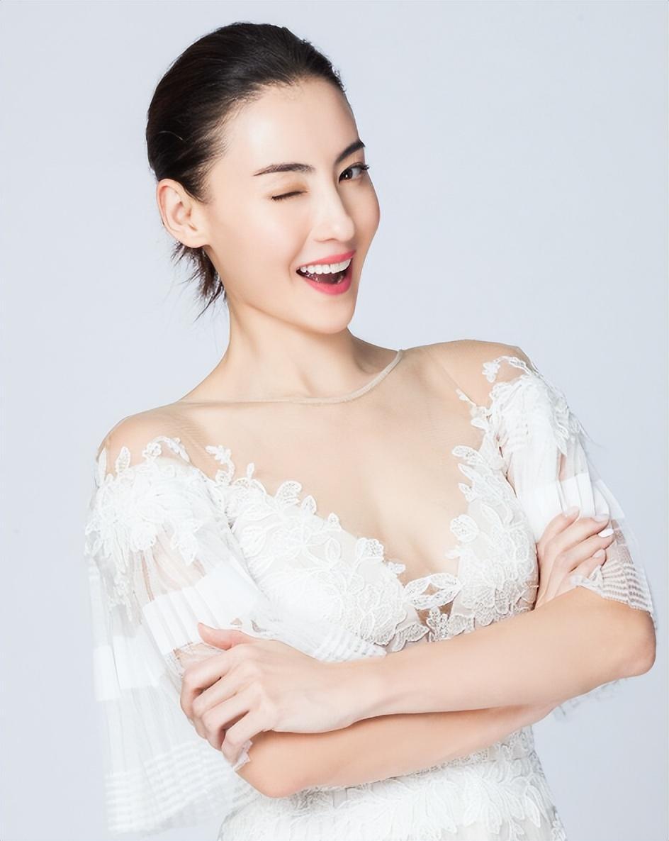 张柏芝疑怀第四胎,停工休养一个月 张柏芝决定暂停工作休息一个月,这