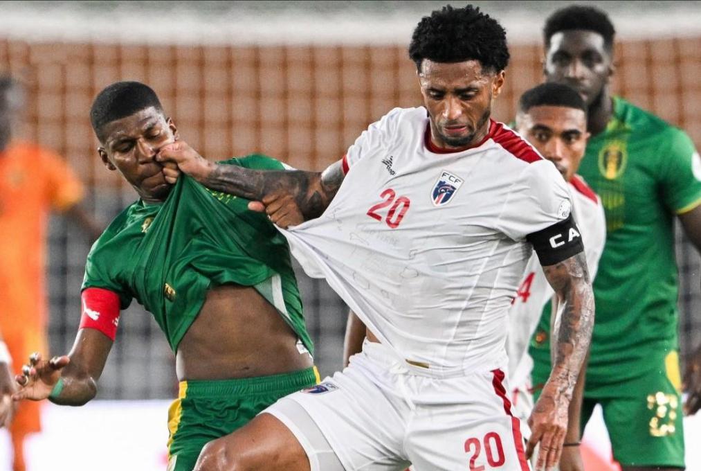 佛得角男足:小国足球的奇迹 佛得角男足在本届非洲杯1/8决赛中1-0绝杀