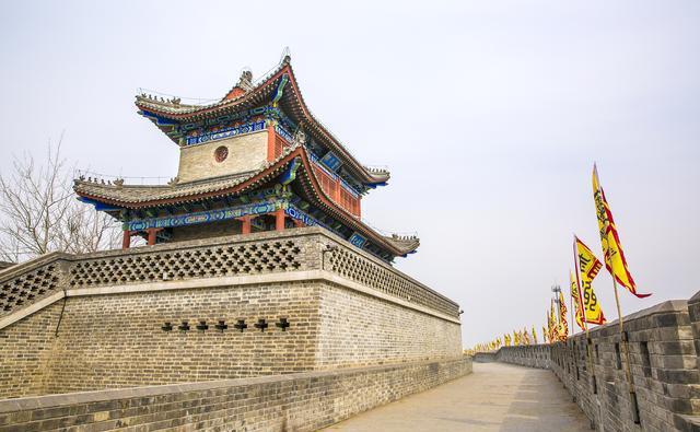 潼关古城:历史与文化的璀璨明珠 潼关古城位于陕西省渭南市潼关县,是