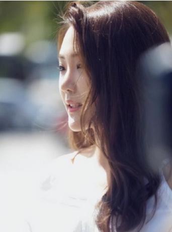 超越标签的演技之路 张可盈,这个名字近年来在娱乐圈中逐渐崭露头角