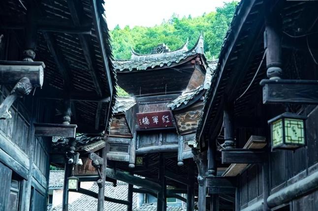 青林口古镇:时光的秘境 四川省绵阳市的青林口古镇,曾是繁华的商贸