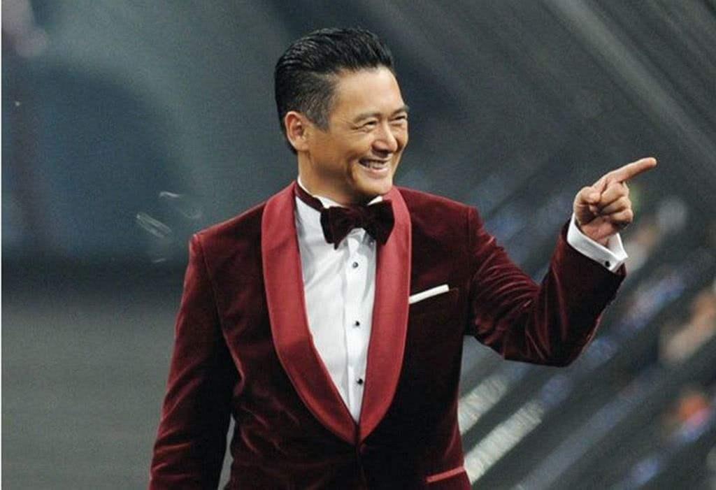 华语影坛巨星:成龙,周润发,周星驰,李连杰与梁朝伟的辉煌成就 在华语