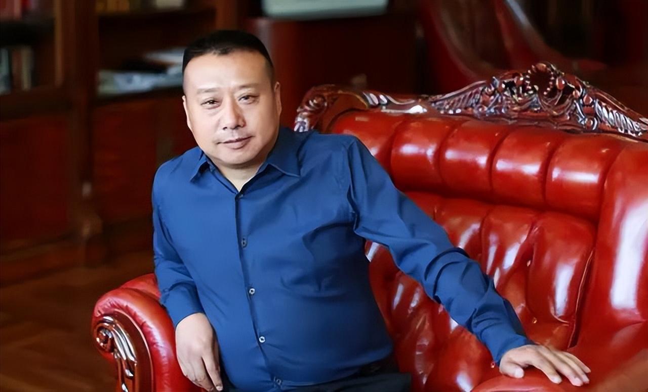 李五亮成为2014年"陕西首善",万众国际签约w酒店 李五亮,任陕西万众