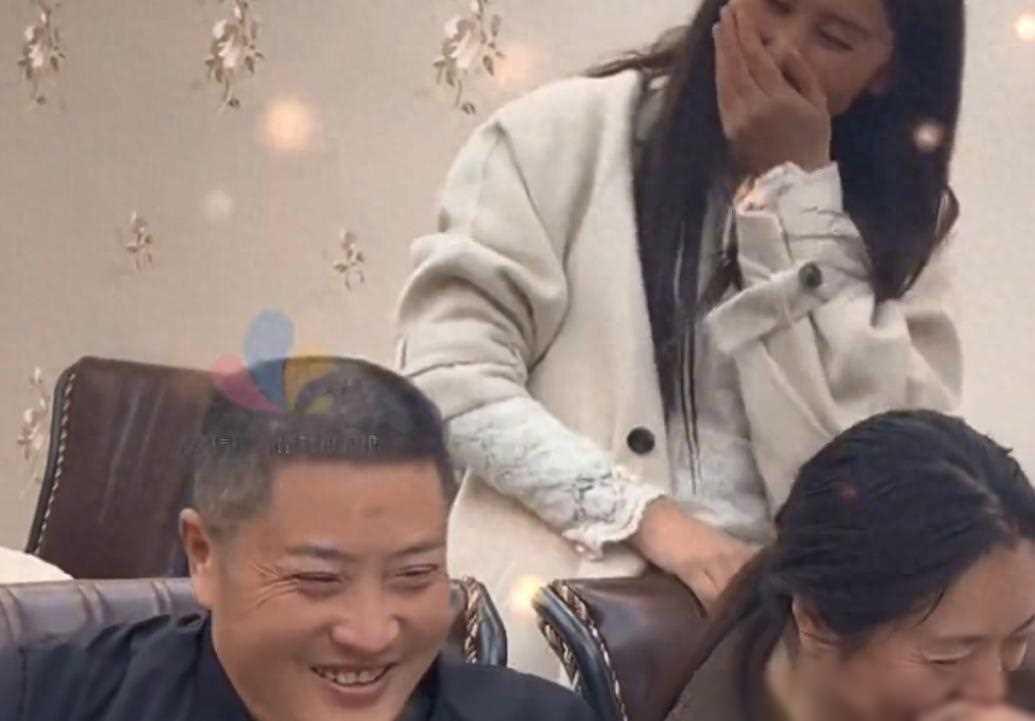 撮合媳妇和父亲
