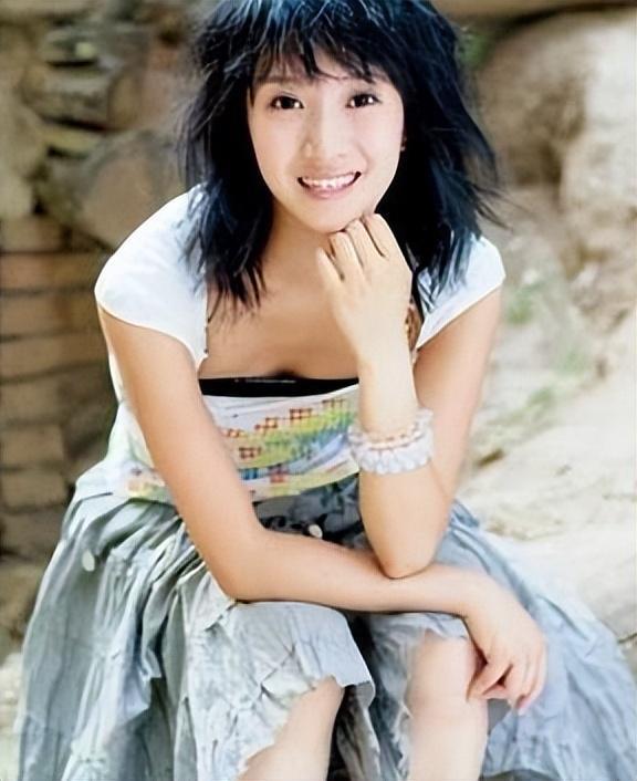 陈道明之女陈格:低调的星二代,才华横溢的演员 陈格,这个名字可能很多