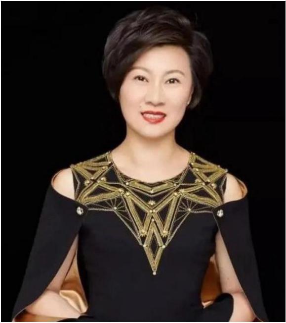 赵海燕:二人转的颠覆者与大学教授的双重身份 赵海燕