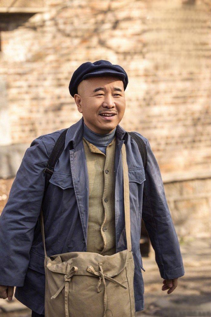 王小利家事引关注:后母卖房照顾家庭 王小利回应被断绝父子关系,王亮