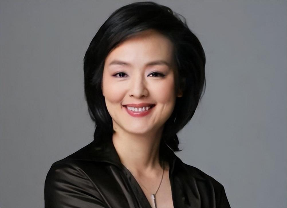 孙小梅:从央视名嘴到人生赢家 央视名嘴孙小梅,以其才华横溢和拼搏