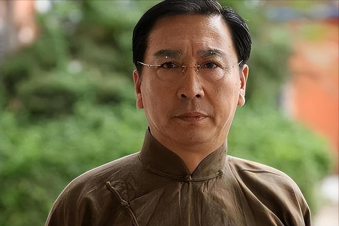 毕彦君:低调的演技派,幸福平淡的晚年生活 毕彦君,这个名字可能对于