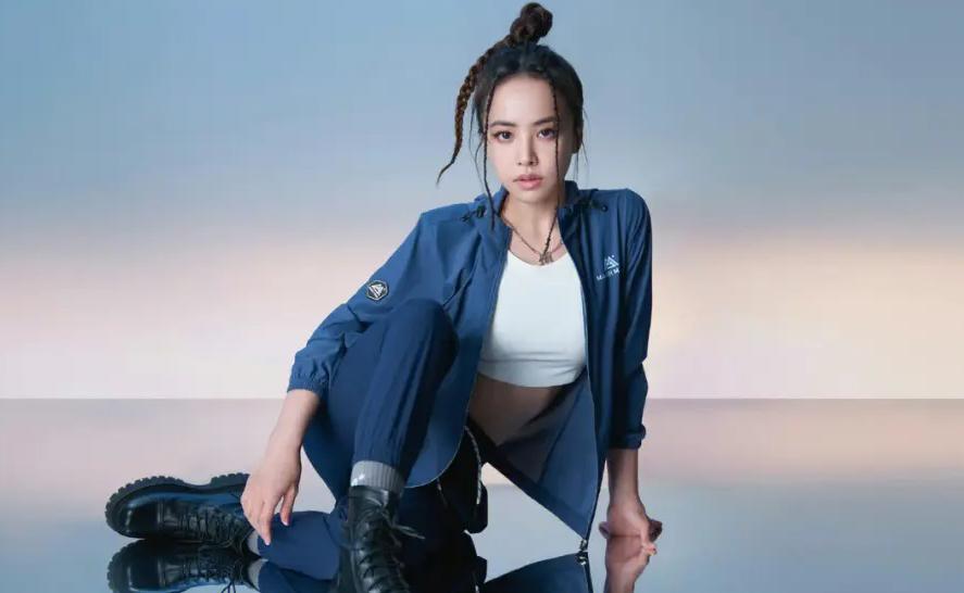 蔡依林泳装挑战体操高难度动作,43岁依旧惊艳全网 前段时间,43岁的