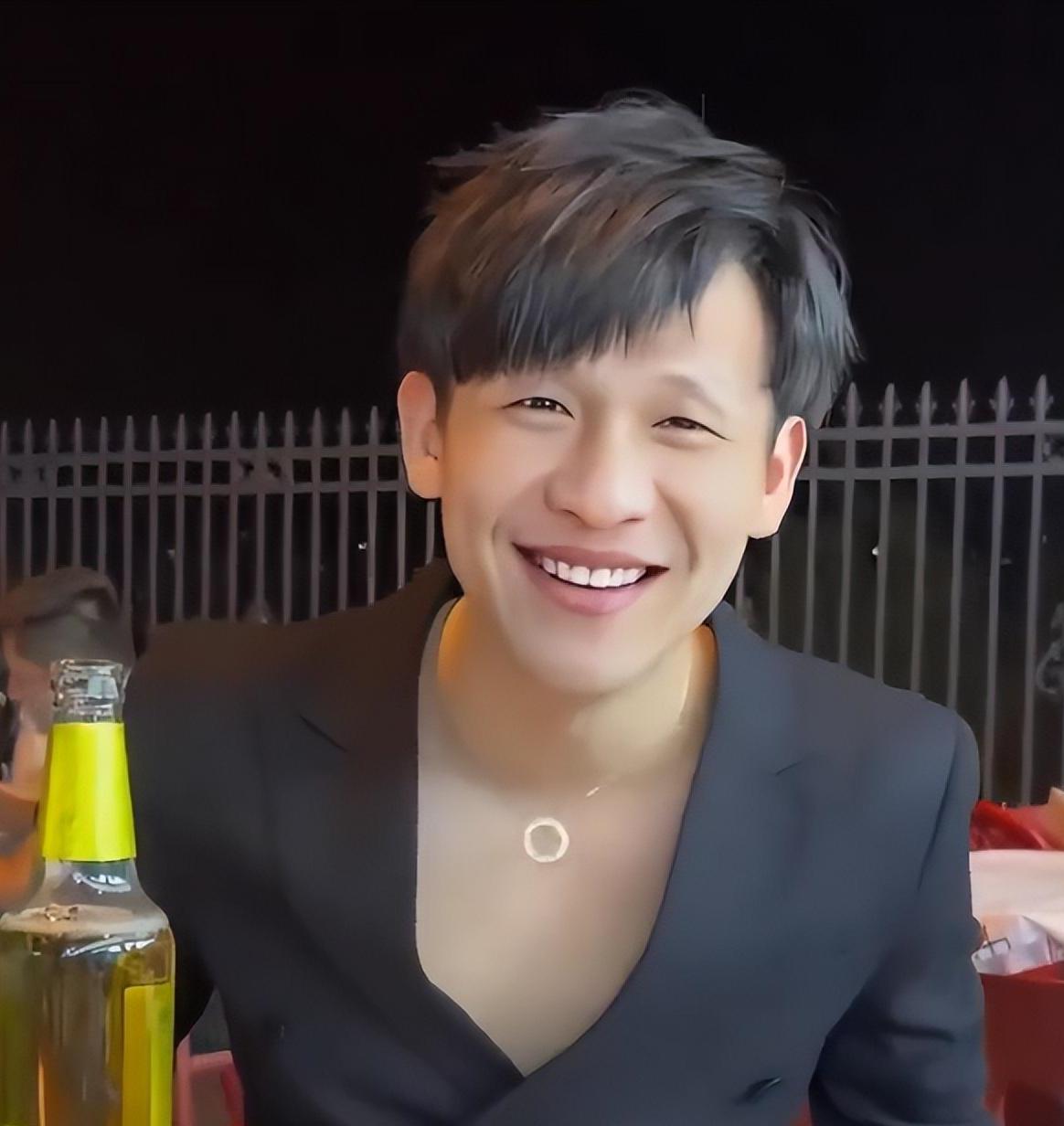 宋小宝型男爱豆之路:跳舞帅气,气质仍需磨练 宋小宝化身型男爱豆了,会