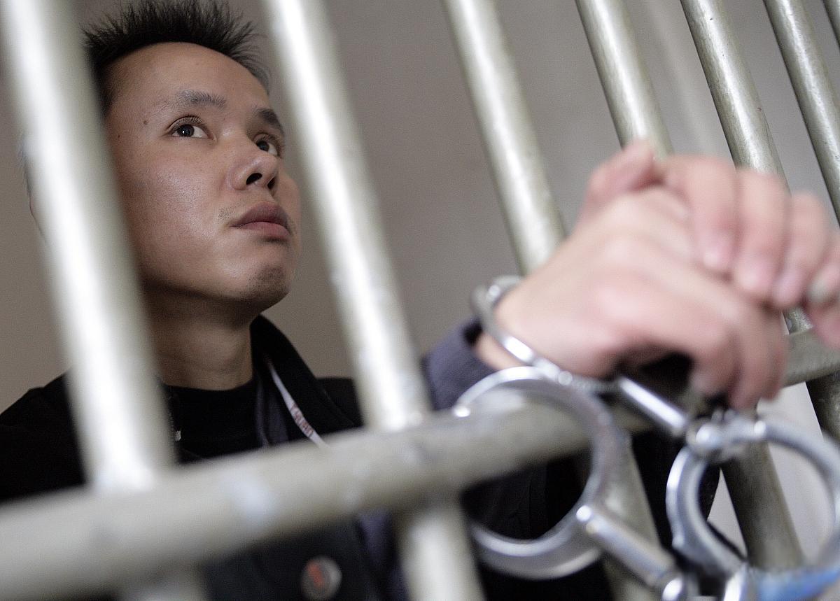 高颜值双胞胎逃犯落网:美貌背后的罪与罚 曾是境外犯罪嫌疑人,这对高