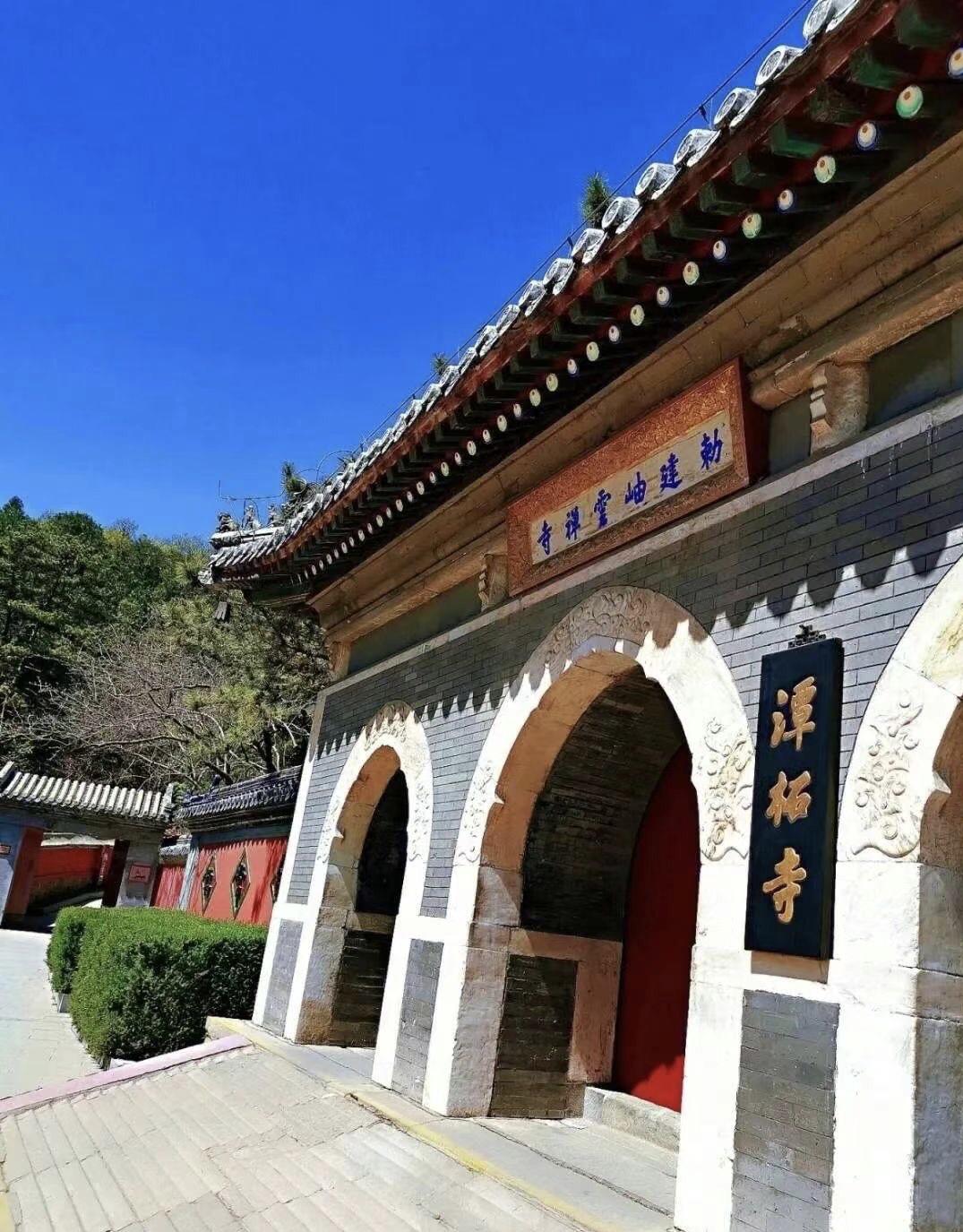 北京潭柘寺景区图片