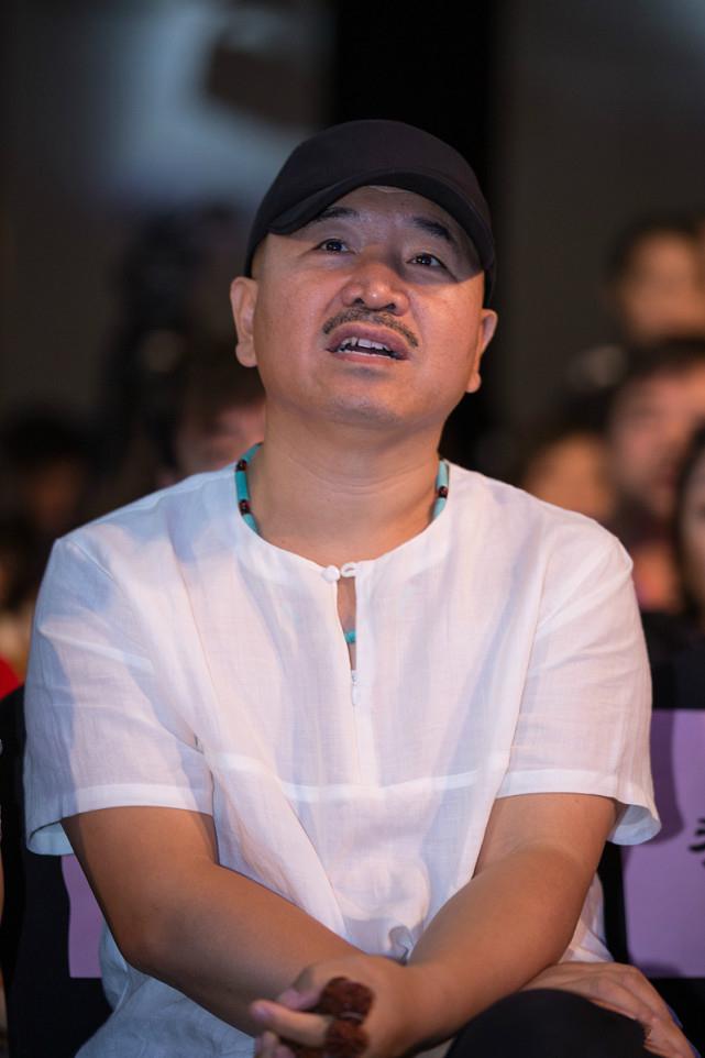 王小利与儿子王亮因后妈李琳决裂,王亮直指后妈做事让人厌恶,王小利