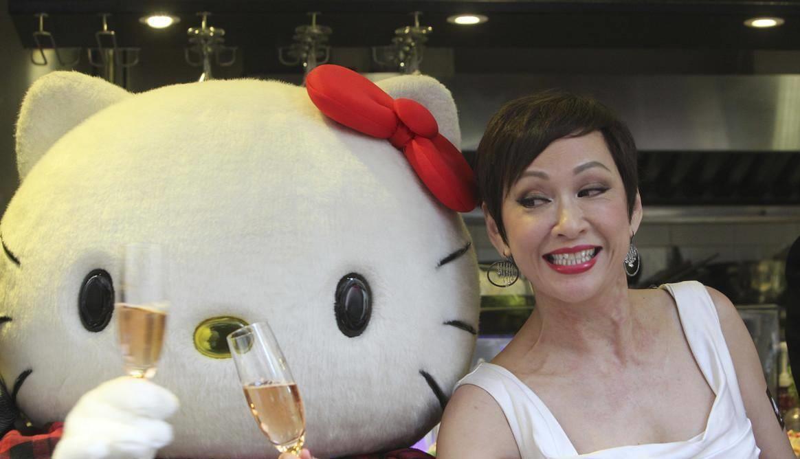 余安安:情海波澜,跨越年龄的爱情勇者 余安安,这位备受瞩目的女演员