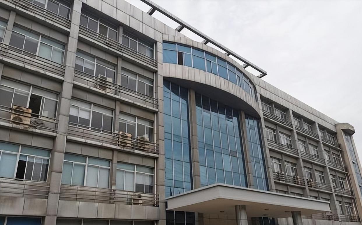 江阴澄星实业破产应收款拍卖引争议,92万成交背后隐忧重重 早前,阿里