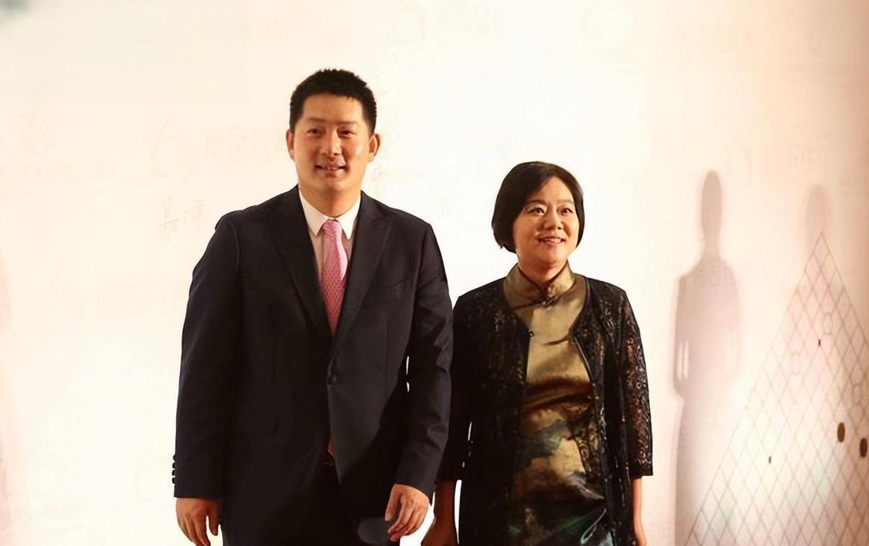 围棋王子常昊与师姑张璇的跨代爱情:挑战与成就并存 常昊,围棋界的