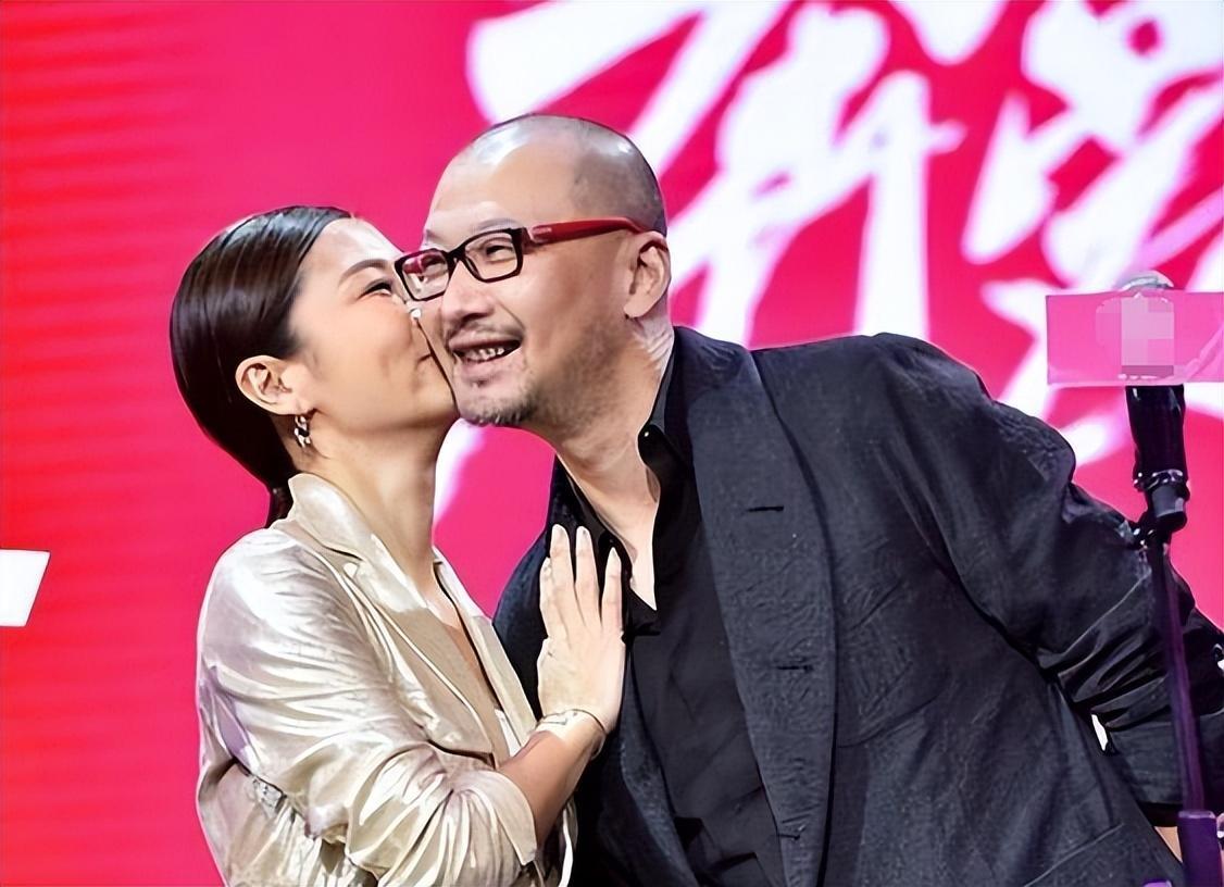 梁静与管虎:娱乐圈的深情厚意与冷静应对 在娱乐圈的纷繁复杂中,梁静