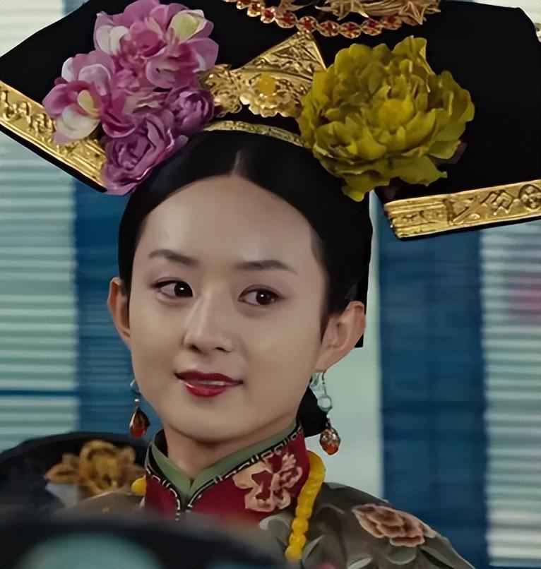 赵丽颖八年星途:从龙套到顶流,黄渤的预言成真 之前,赵丽颖在张艺谋