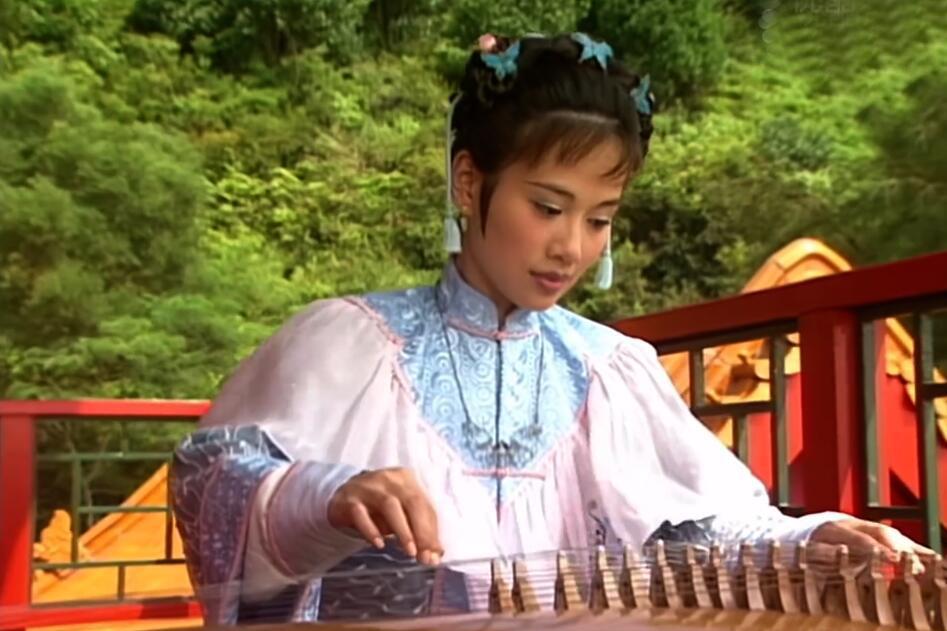 中岳心如遭遇危机,弘历冒雨疾走寻爱 港剧《金玉满堂》-岳心如(陈松伶