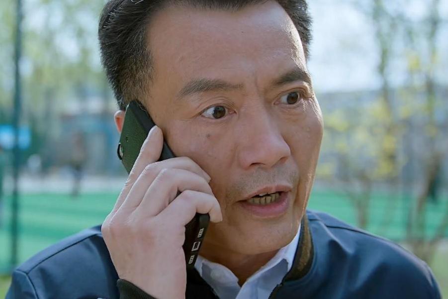 现代版"官场现行记" 江河日上》是一部由一群资深演员组成的反环境剧