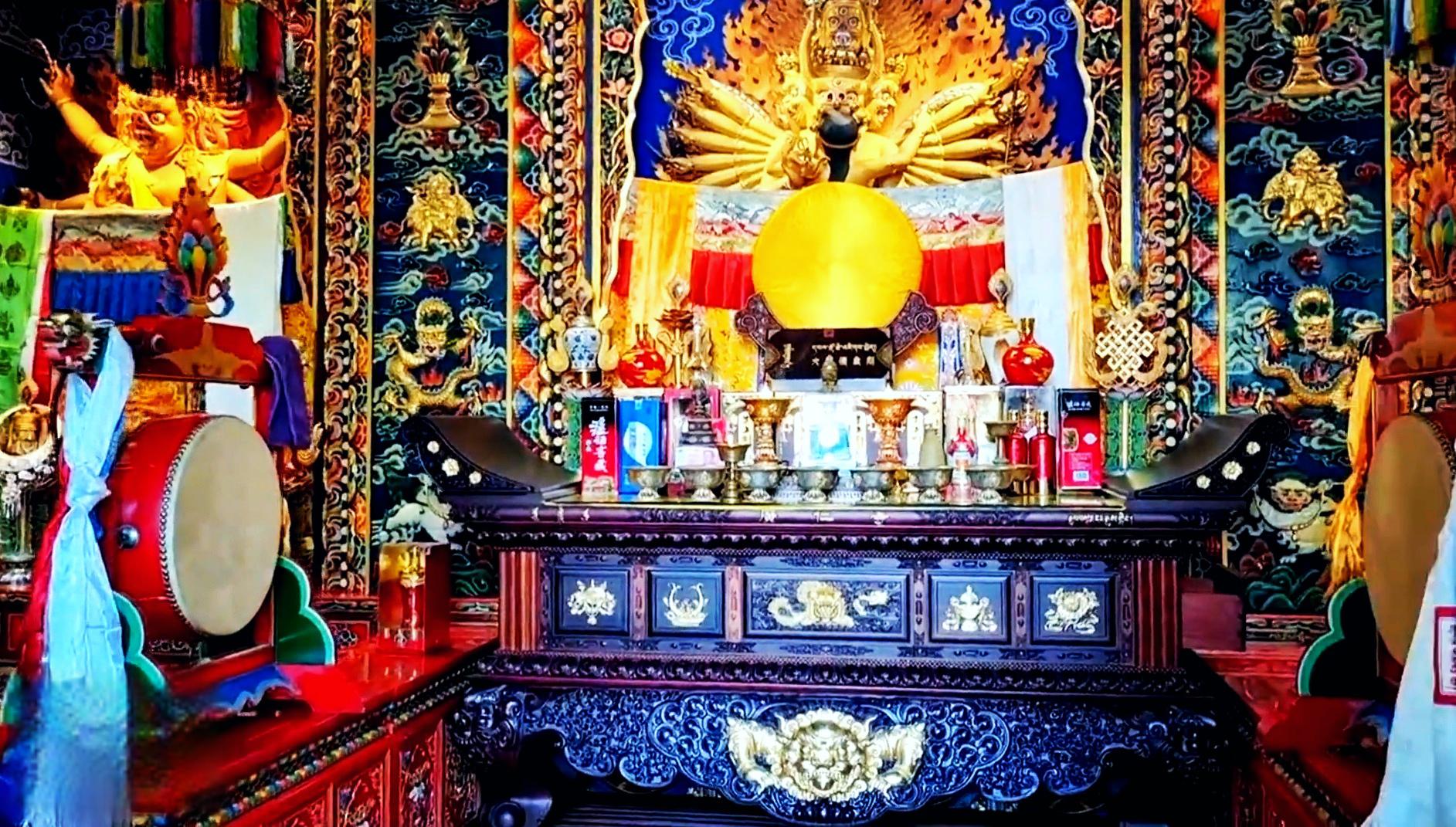 广仁寺探秘 广仁寺,一个古老而神圣的地方,这里有天王殿,绿度母殿