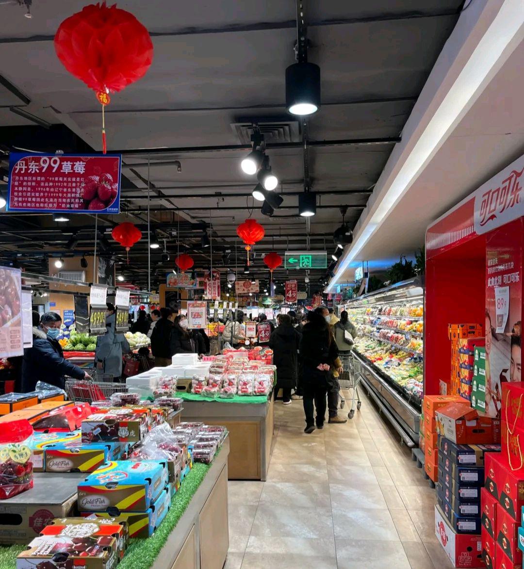 比优特:价格实惠人气旺 沈阳沃尔玛长青店停业关店,比优特超市人气渐