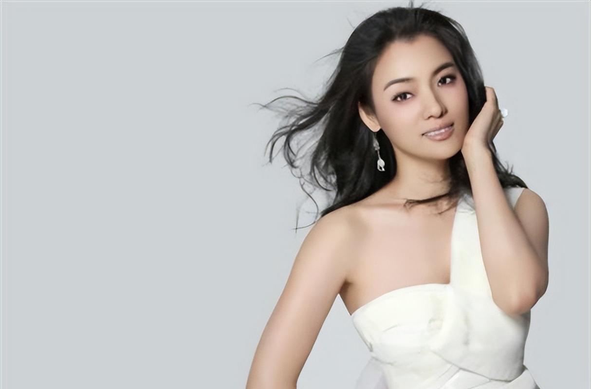 陈思思:民歌天后,与师鹏的甜蜜婚姻,育女共谱人生乐章 陈思思,内地第