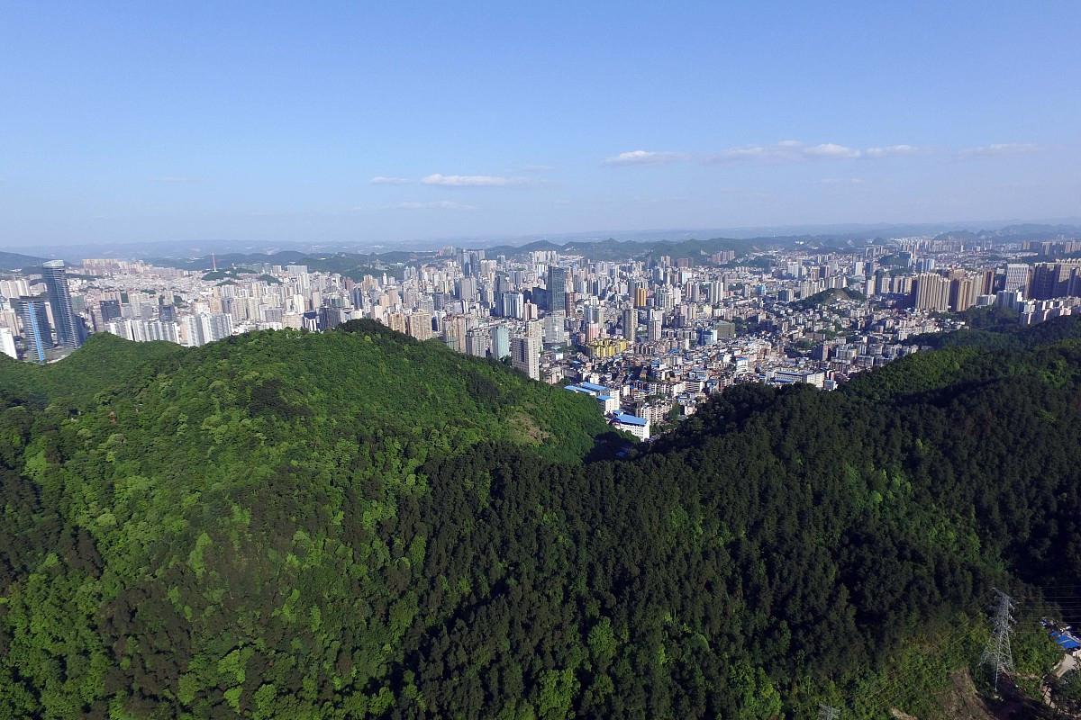 远离尘嚣,拥抱自然之美——马鞍山风景区 马鞍山风景区位于柳州市区以