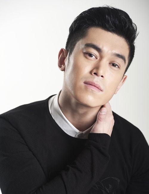 刘冠麟:跑龙套凭演技"走红" 刘冠麟,实力派演员,因长相被吐槽,跑几十