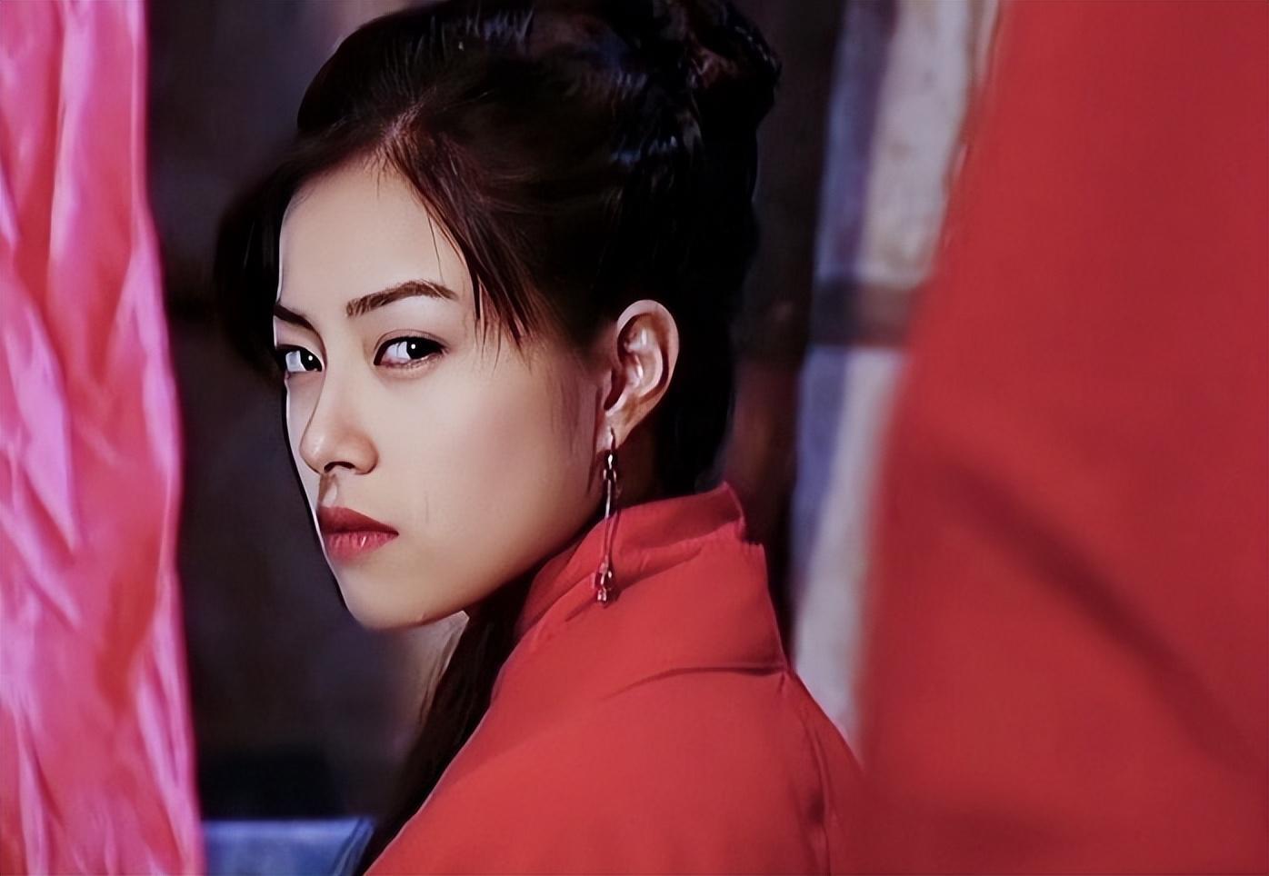 徐怀钰:从巅峰到低谷,她的娱乐之路如何再寻突破?