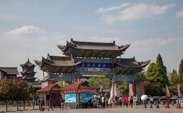 云南民族村游玩攻略:一次领略多彩民俗与美食 云南民族村是一个集民族