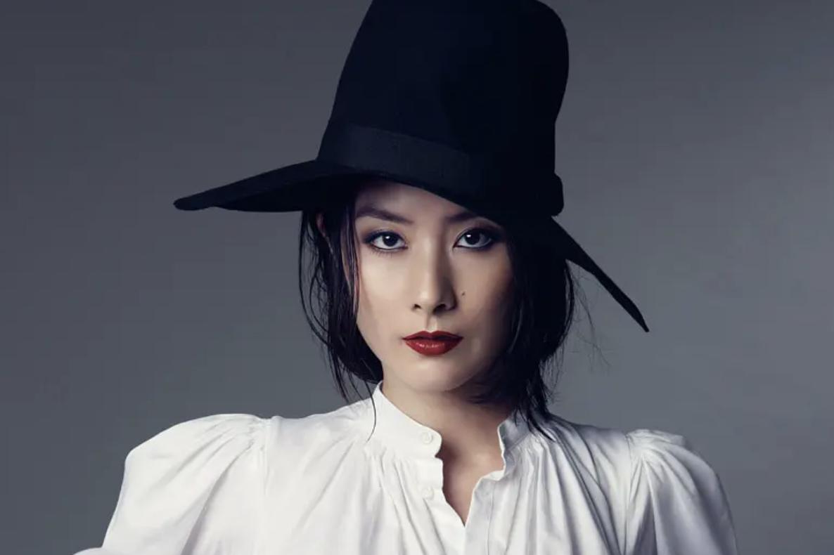 陈慧琳:豪门公主的人生遗憾与坚守 陈慧琳,这位香港娱乐圈的公主,以其