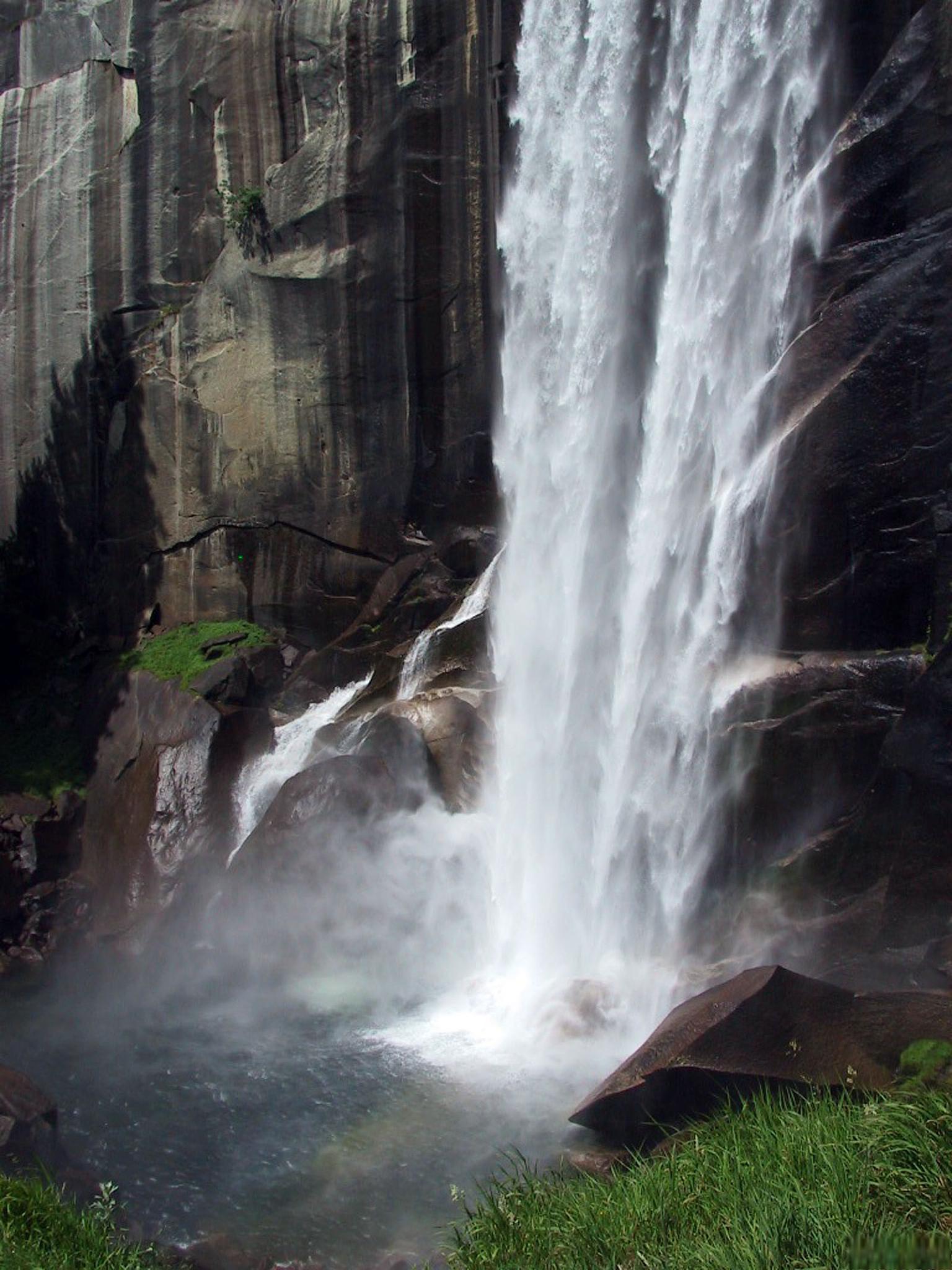 湖北宜昌三峡大瀑布:冒险之旅启程 作为资深旅游达人,我将带你走进