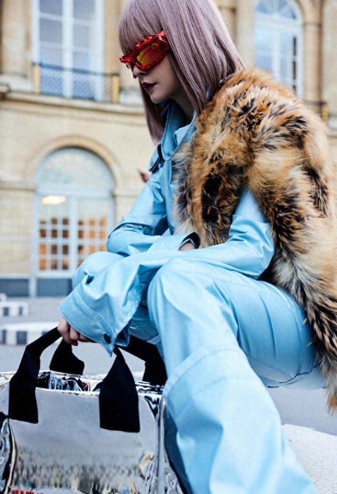 沈梦辰ai造型惊艳 沈梦辰首次体验ai造型,网友们纷纷夸赞"好像很不错