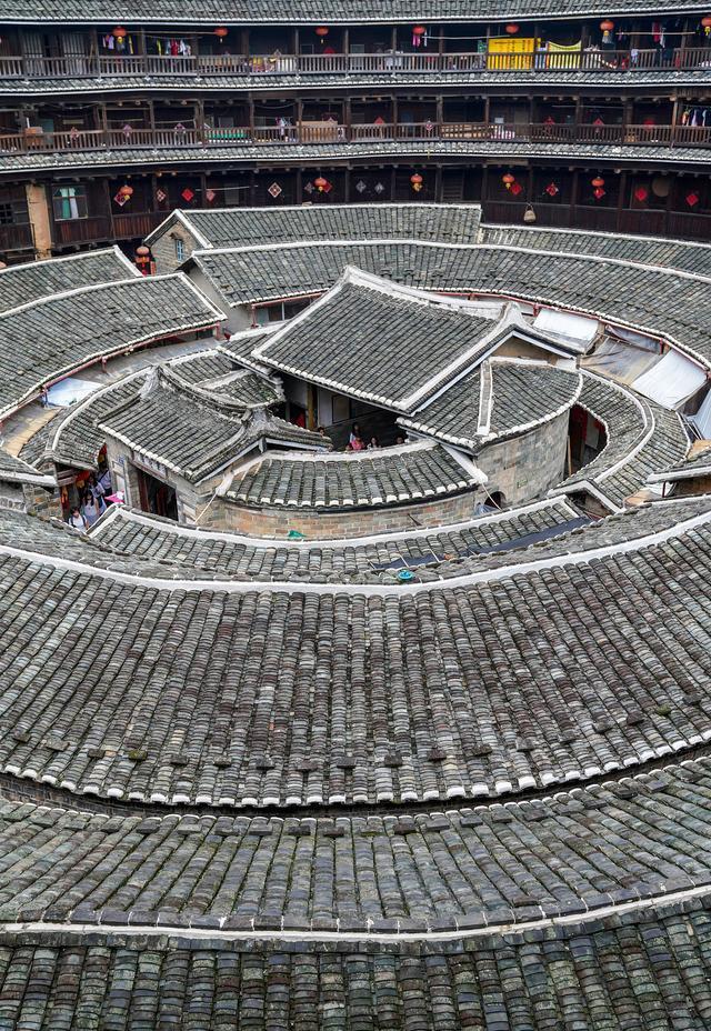 厦门土楼探秘】穿越时光,感受历史的呼吸!