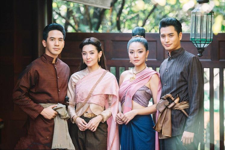 泰剧推荐 人生波动》:虐恋题材剧情片,讲述了明星吉拉瓦和赛迪特的