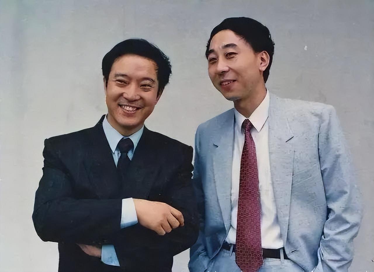 相声演员牛群:离开冯巩的独立征程 1999年,牛群离开冯巩,踏上独立征程