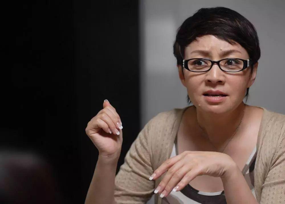 宋丹丹,一个在娱乐圈中独树一帜的存在.