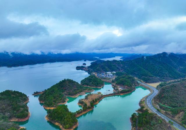 千岛湖源头新安江图片图片