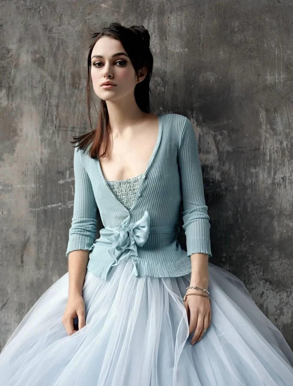 凯拉·奈特莉:英伦玫瑰的魅力与演艺之路的深度解析 凯拉·奈特莉