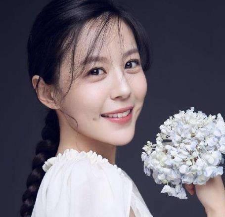 李金铭:15年的坚持与努力 15年前,李金铭是一个饱受困顿的演员,生活