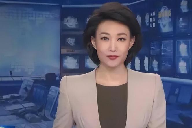 李梓萌:新闻联播的璀璨之星,口误背后是无尽的努力与专业精神 李梓萌