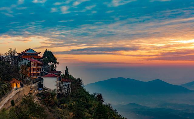 霍山南岳山图片