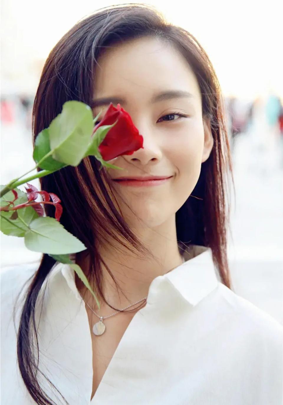 《唐人街探案2》女侦探kiko王胜男的人设彻底立住且丰满了起来,尚语贤